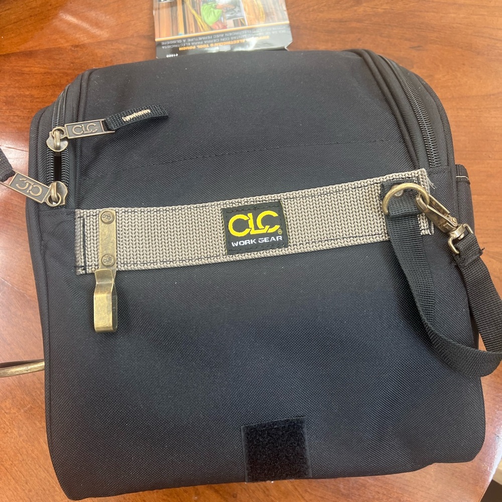 Zippered electrician tool pouch